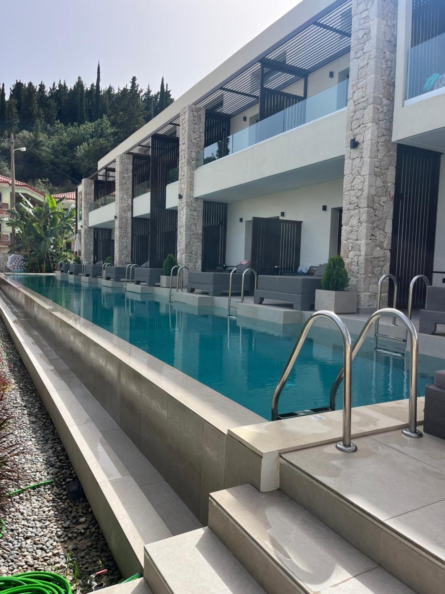 Lango Luxury Living Apartment ซิโวตา ภายนอก รูปภาพ