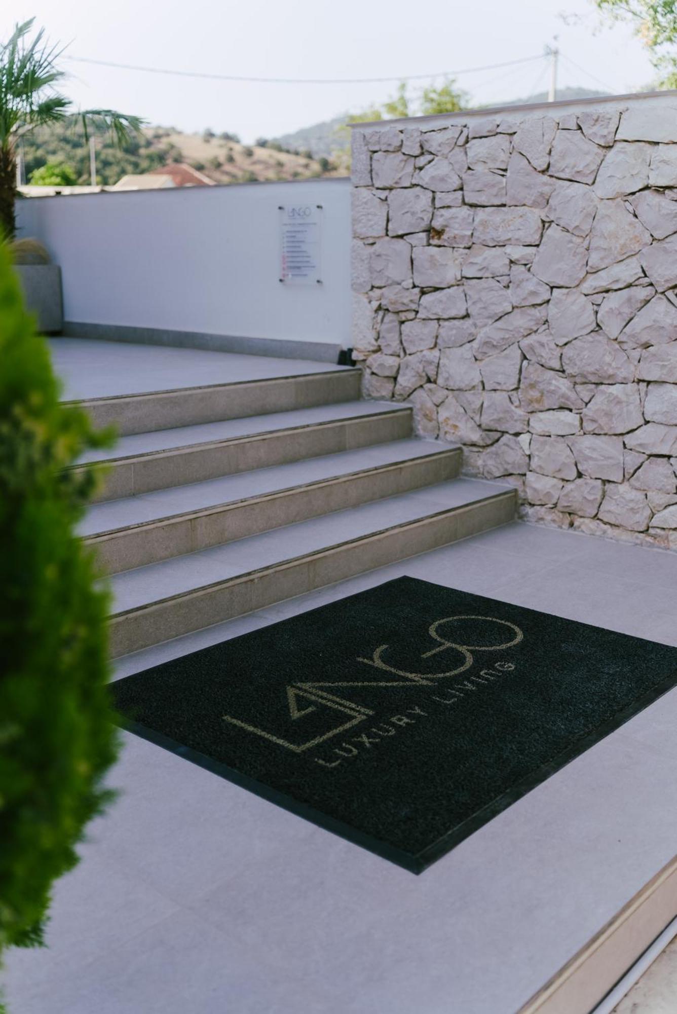Lango Luxury Living Apartment ซิโวตา ภายนอก รูปภาพ