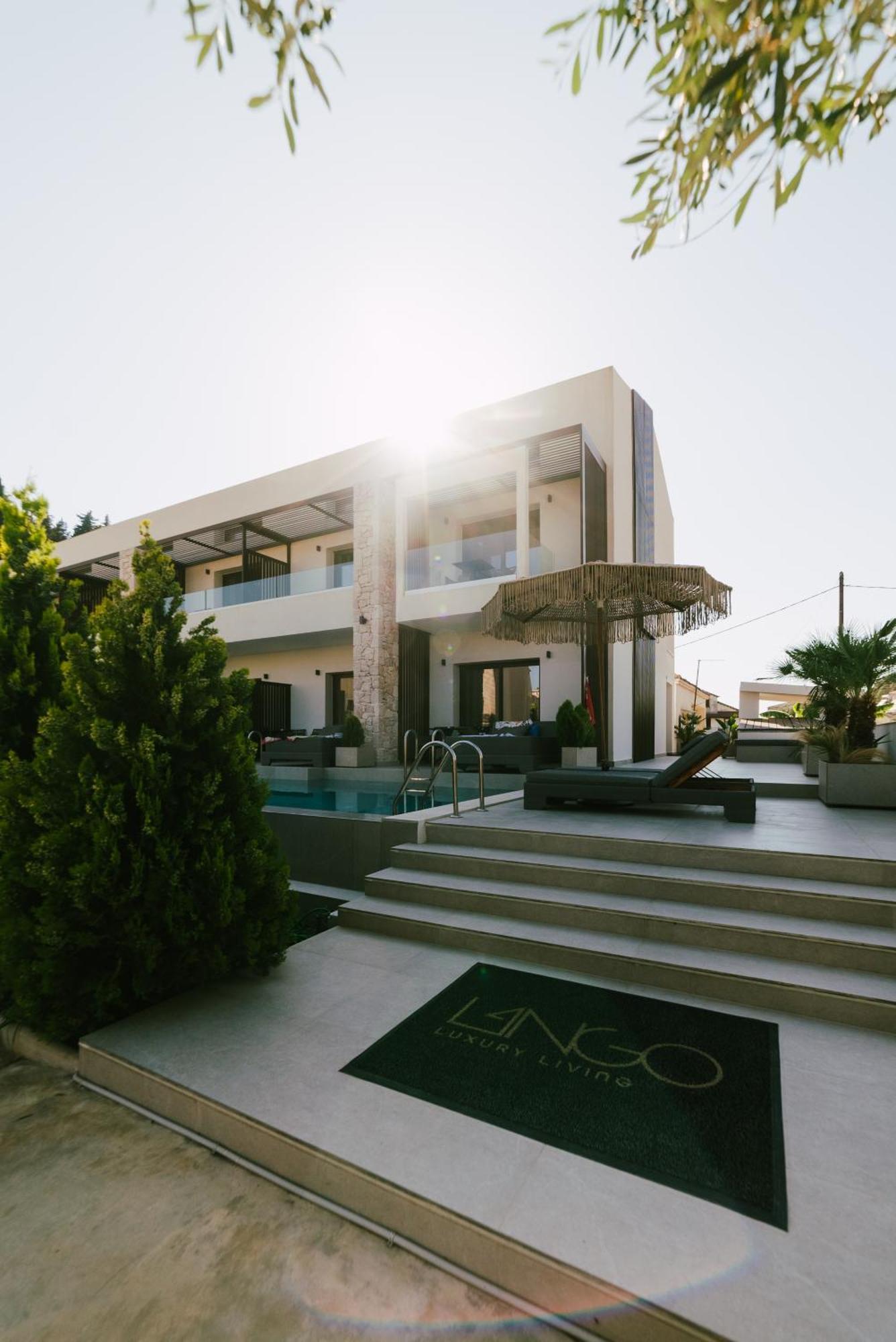 Lango Luxury Living Apartment ซิโวตา ภายนอก รูปภาพ